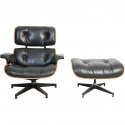 Charles Eames Lounge chair i sort læder 1990'erne