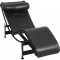 Le Corbusier LC4 chaiselongue i sort læder 2000'erne