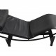 Le Corbusier LC4 chaiselongue i sort læder 2000'erne
