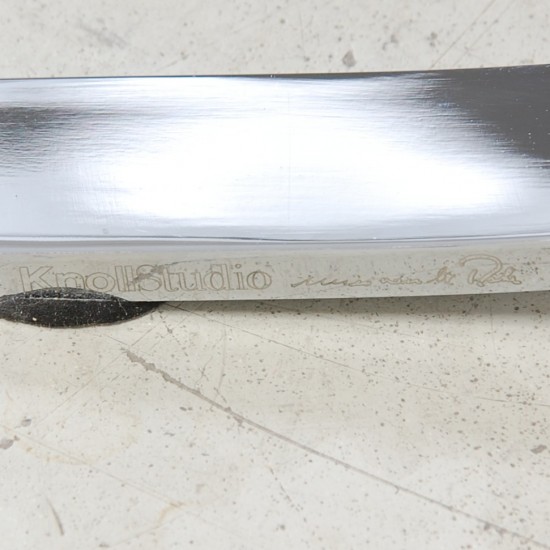 Ludwig Mies van der Rohe Barcelona chair in black leather