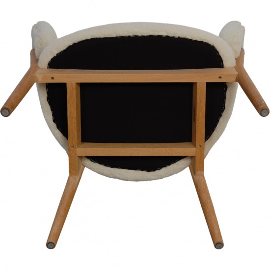 Nanna Ditzel Model 83 stol i lammeskind