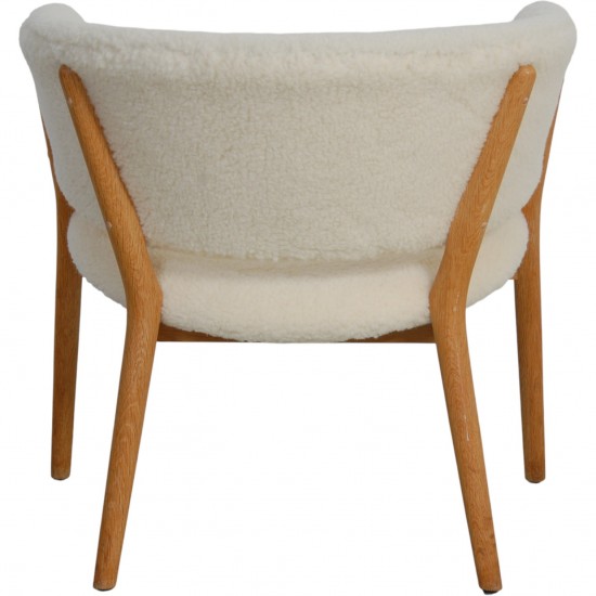 Nanna Ditzel Model 83 stol i lammeskind