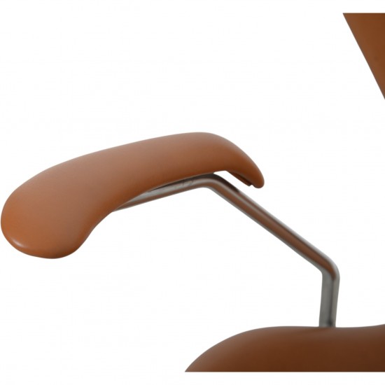 Arne Jacobsen 3207 Syver stol i cognac classic læder 1960'erne