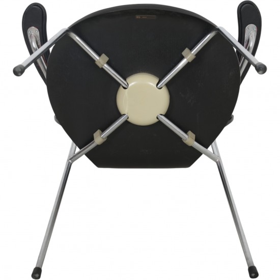 Arne Jacobsen 3207 Syver stol i sort Essential læder 2015