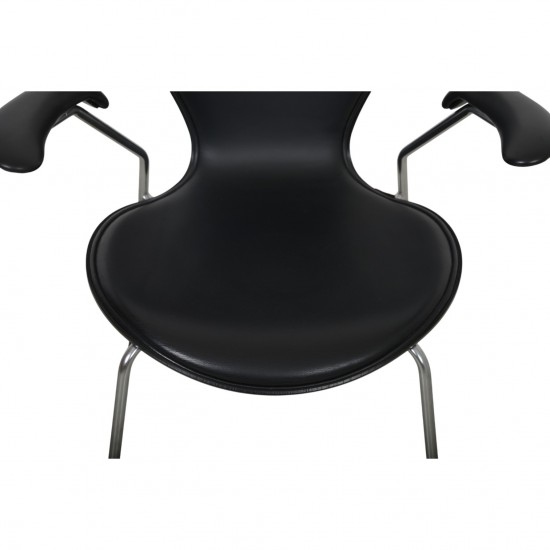 Arne Jacobsen 3207 Syver stol i sort Essential læder 2015