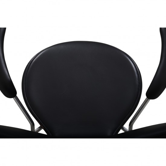 Arne Jacobsen 3207 Syver stol i sort Essential læder 2015