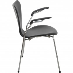 Arne Jacobsen 3207 Syver stol i sort Essential læder 2015