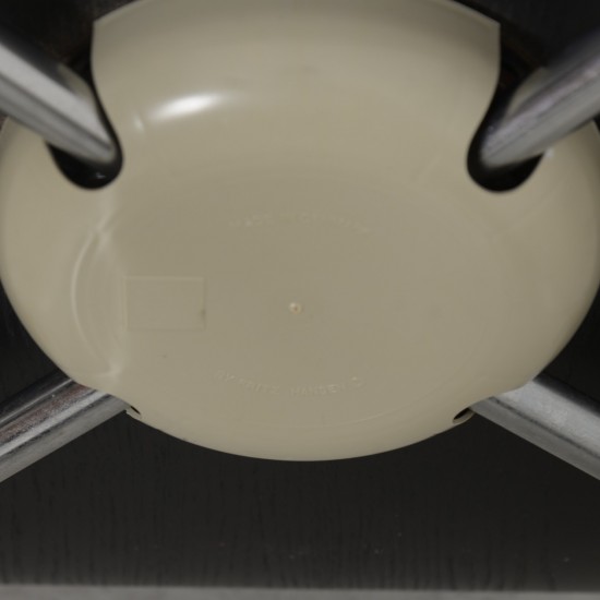 Arne Jacobsen 3207 Syver stol i sort Essential læder 2015