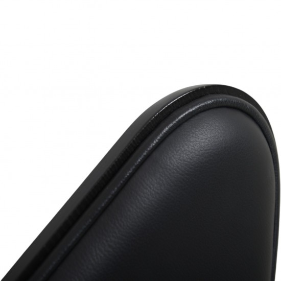 Arne Jacobsen 3207 Syver stol i sort Essential læder 2015