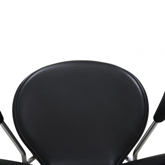 Arne Jacobsen 3207 Syver stol i sort Essential læder 2015