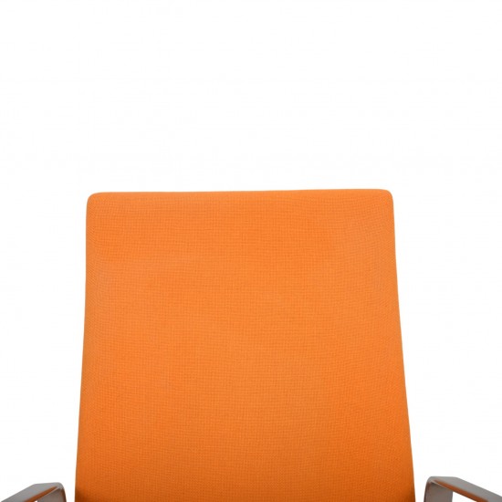 Arne Jacobsen 3243T medium ryg Oxford stol i gul Hallingdal 2006