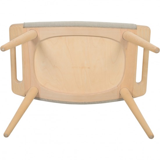 Hans Wegner Bamse taburet i ask 2005