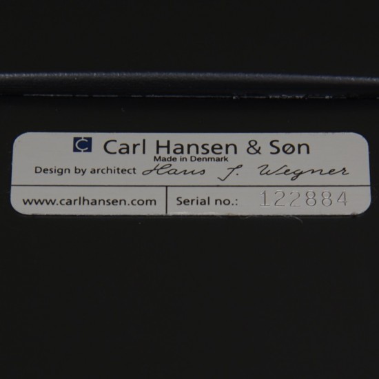 Hans Wegner sort CH07 shell chair 2012