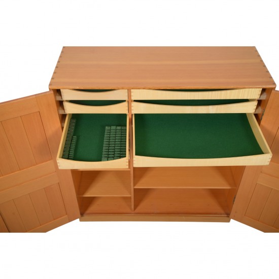 Mogens Koch Skab af Oregon pine 1970'erne