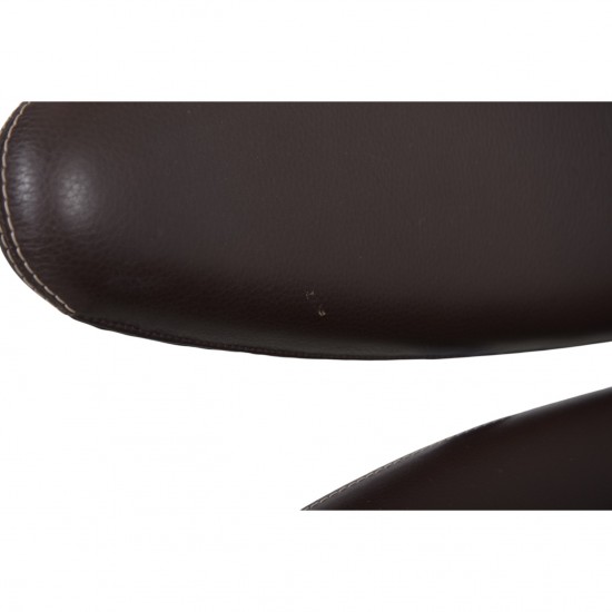 Erik Jørgensen Corona stol i brunt læder 2000'erne