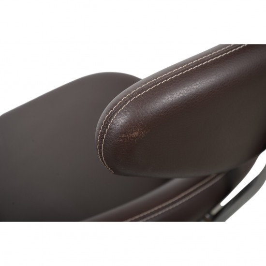 Erik Jørgensen Corona stol i brunt læder 2000'erne