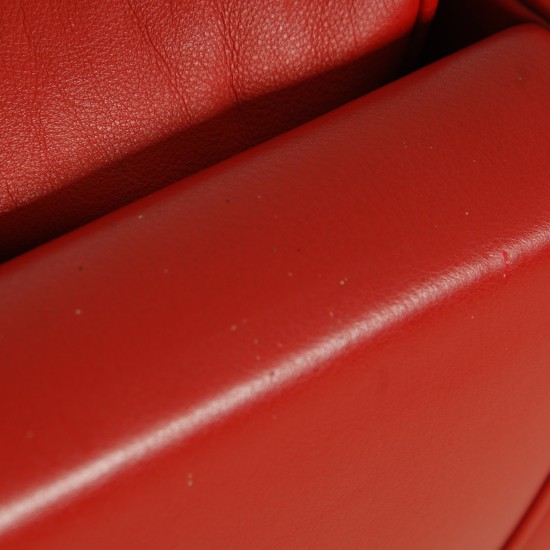 Børge Mogensen 2204 øreklapstol med skammel i rødt læder