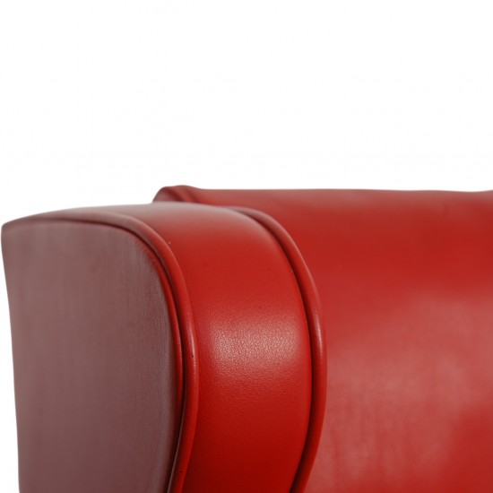 Børge Mogensen 2204 øreklapstol med skammel i rødt læder