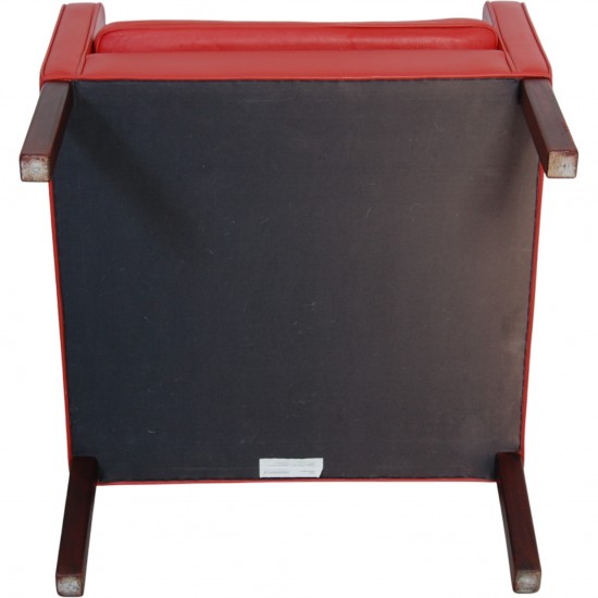 Børge Mogensen 2204 øreklapstol med skammel i rødt læder