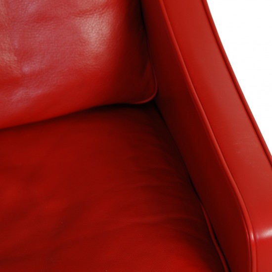 Børge Mogensen 2204 øreklapstol med skammel i rødt læder