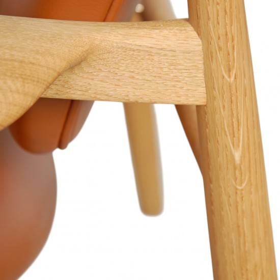 Finn Juhl France stol i cognac læder og eg