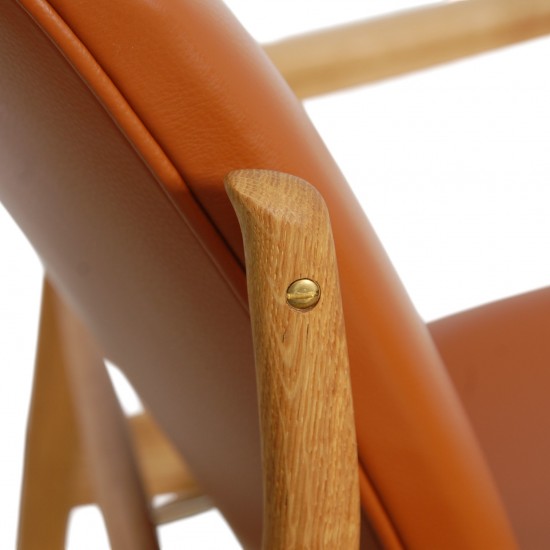 Finn Juhl France stol i cognac læder og eg