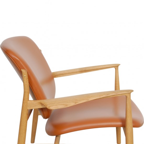Finn Juhl France stol i cognac læder og eg