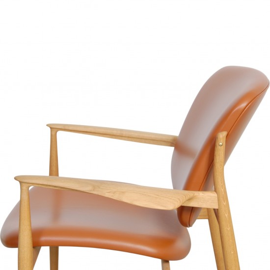 Finn Juhl France stol i cognac læder og eg