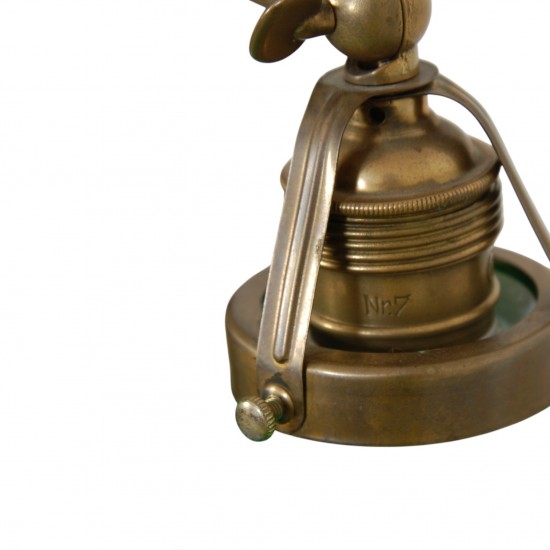 Vintage dobbeltarmet bordlampe i messing med grønne glasskærme