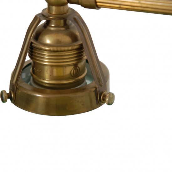 Vintage dobbeltarmet bordlampe i messing med grønne glasskærme