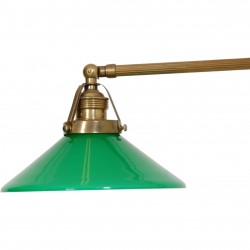 Vintage dobbeltarmet bordlampe i messing med grønne glasskærme
