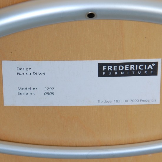 Nanna Ditzel Trinidad stol i bøg og sort læder