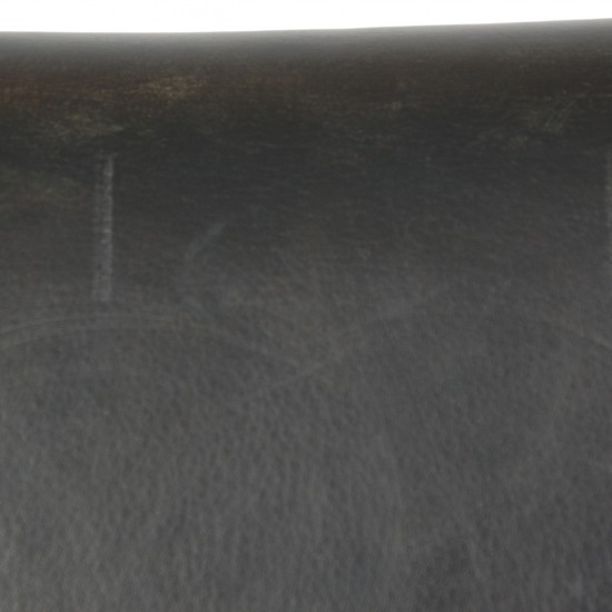 Hans Wegner AP-40 stol i sort læder