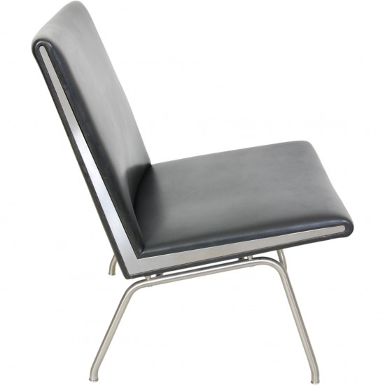 Hans Wegner AP-40 stol i sort læder