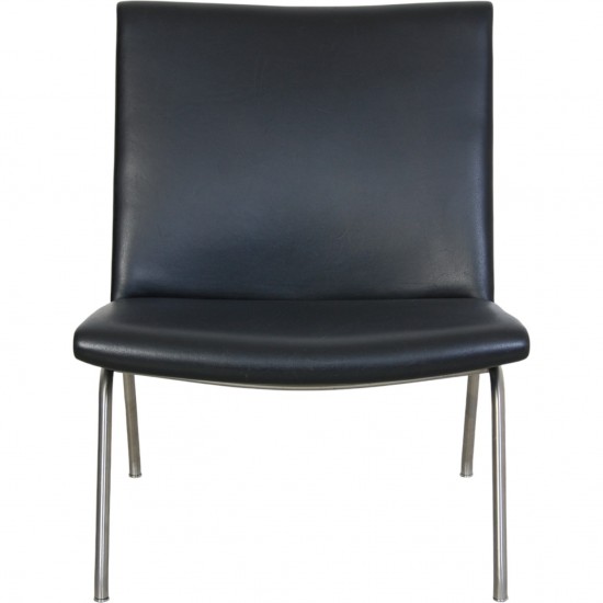 Hans Wegner AP-40 stol i sort læder