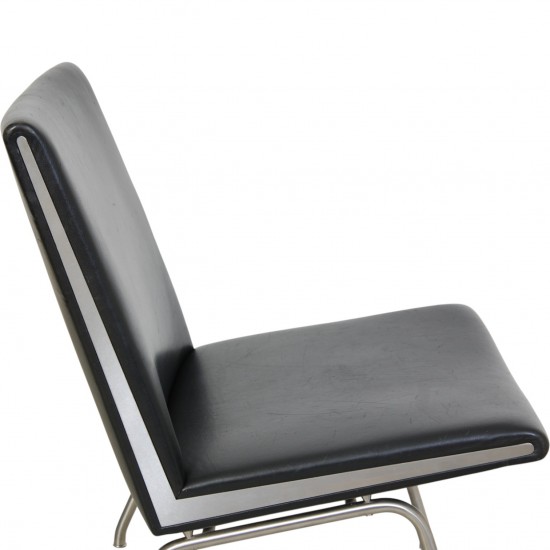Hans Wegner AP-40 stol i sort læder