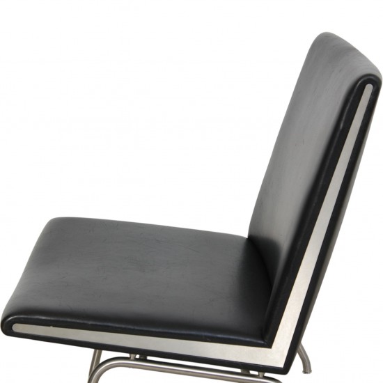 Hans Wegner AP-40 stol i sort læder