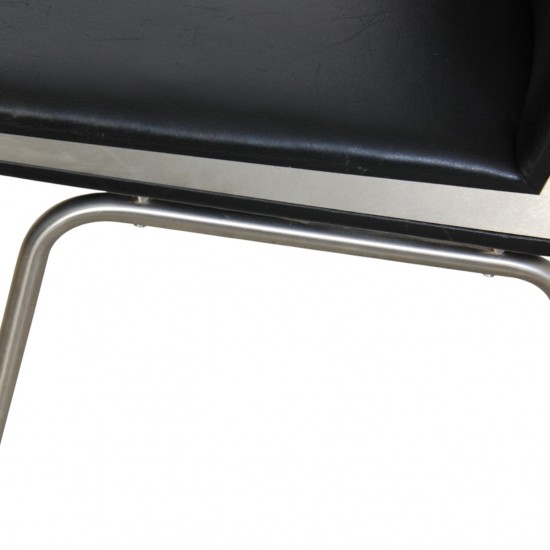 Hans Wegner AP-40 stol i sort læder
