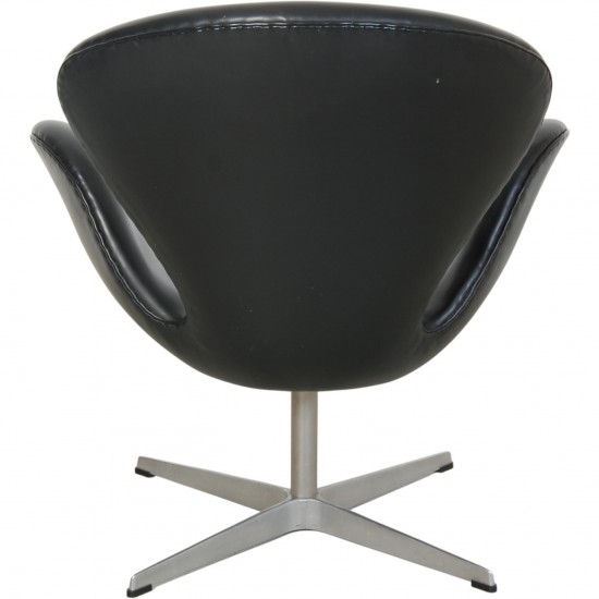 Arne Jacobsen Svane stol i sort læder 1980'erne