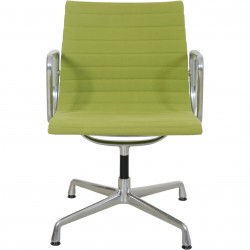 Charles Eames EA108 stol i grønt stof 2019 (uden drej)