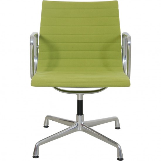 Charles Eames EA108 stol i grønt stof 2019 (uden drej)