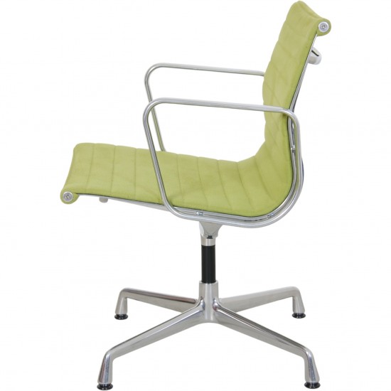 Charles Eames EA108 stol i grønt stof 2019 (uden drej)