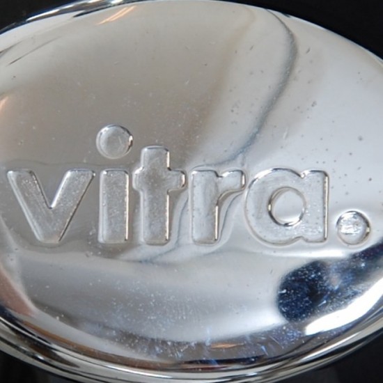 Charles Eames EA219 softpad kontorstol i sort læder 2006