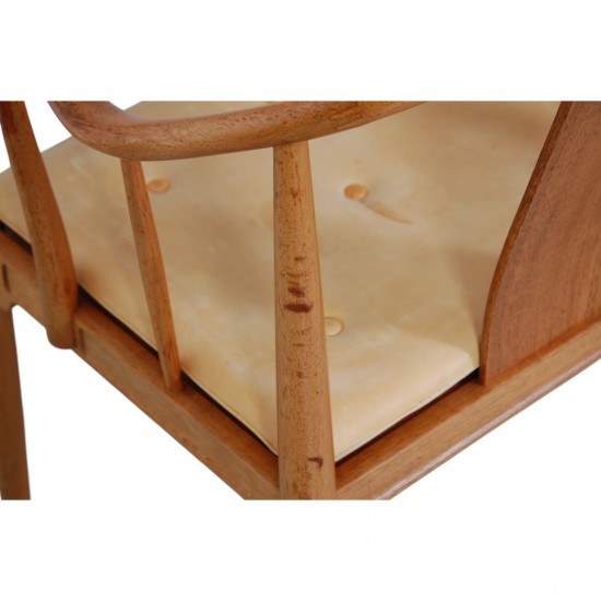 Sæt af 4 Hans Wegner Kina stole i mahogni 1985