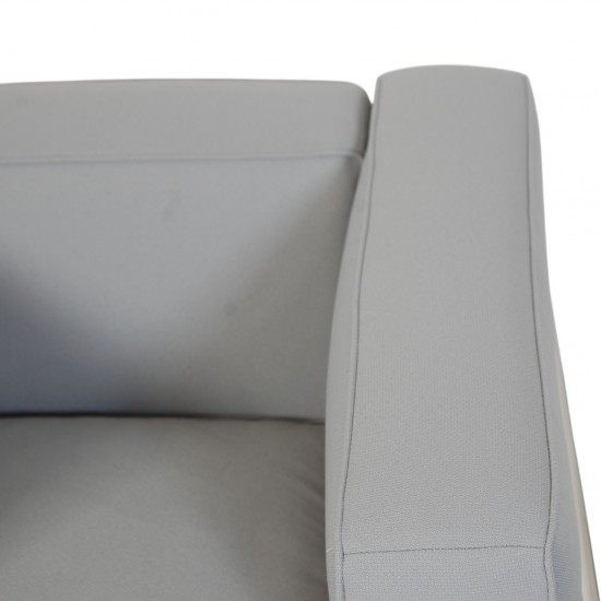 Le Corbusier LC2 stol i gråblåt stof 2010'erne