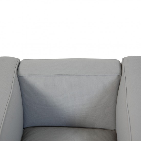 Le Corbusier LC2 stol i gråblåt stof 2010'erne