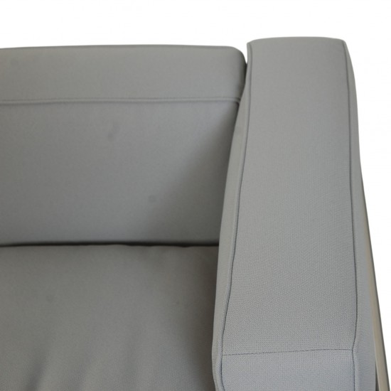 Le Corbusier LC2 3.personers sofa i gråblåt stof 2010'erne