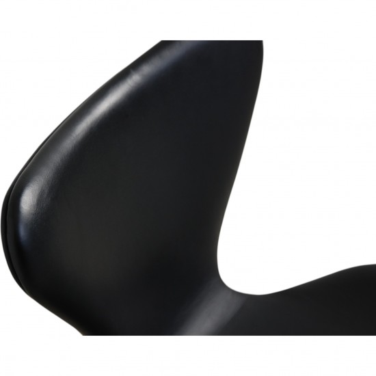 Sæt med 6 Arne Jacobsen Syver stole i sort læder