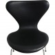 Sæt med 6 Arne Jacobsen Syver stole i sort læder