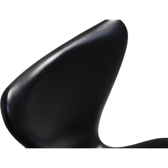 Sæt med 8 Arne Jacobsen Syver stole i sort læder
